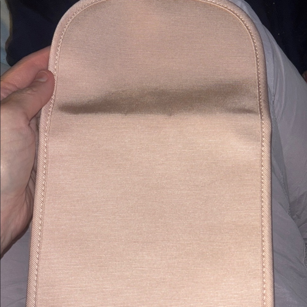 NW/oT Gucci Blush Pink Travel Pouch - Picture 4 of 4